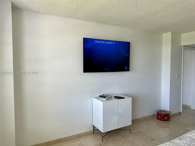 199 Ocean Lane Dr #1004 — Photo 9