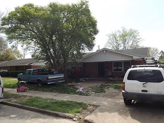 2nd image of 4505 Angel Ave