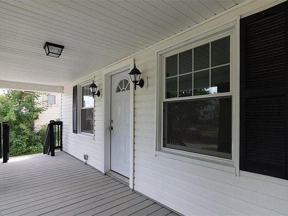 4th image of 648 Glendora Ave