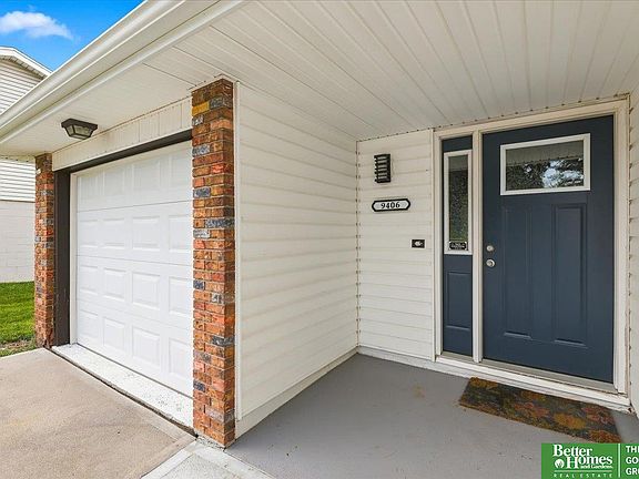 4th image of 9406 Ames Ave