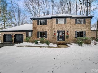 4 Rustic Dr, North Brunswick, NJ 08902
