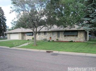1900 Snelling Ave N, Saint Paul, MN 55113