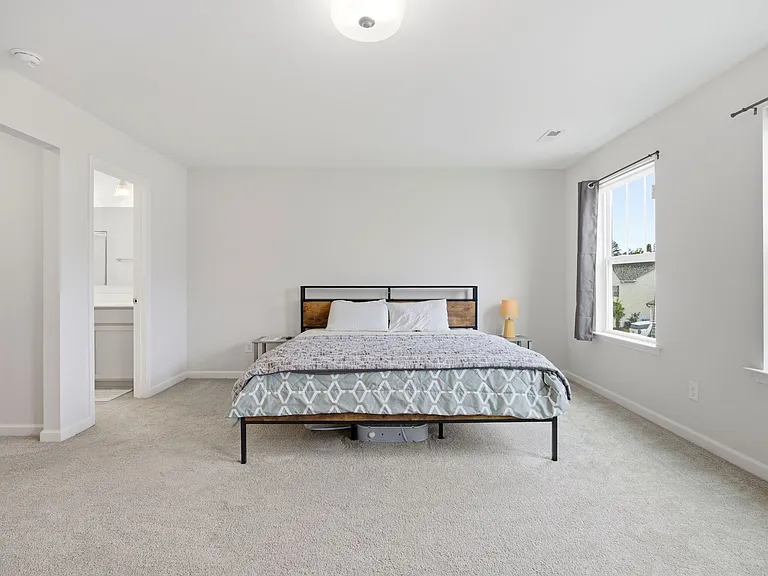 1401 Addison Lake St — Photo 23