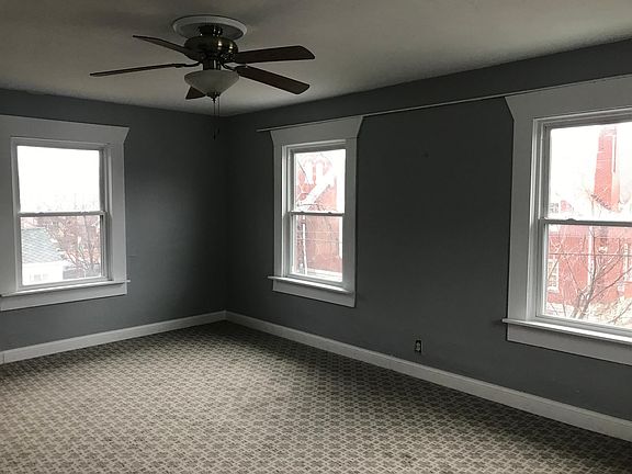 2nd image of 1408 W 42nd St