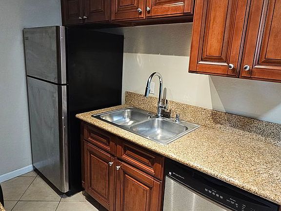 5th image of 5803 N Camino Esplendora #5803-211