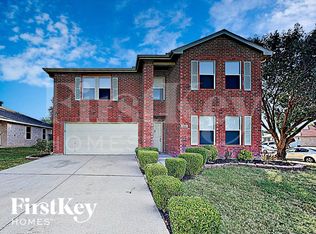 1001 Mazourka Dr, Arlington, TX 76001