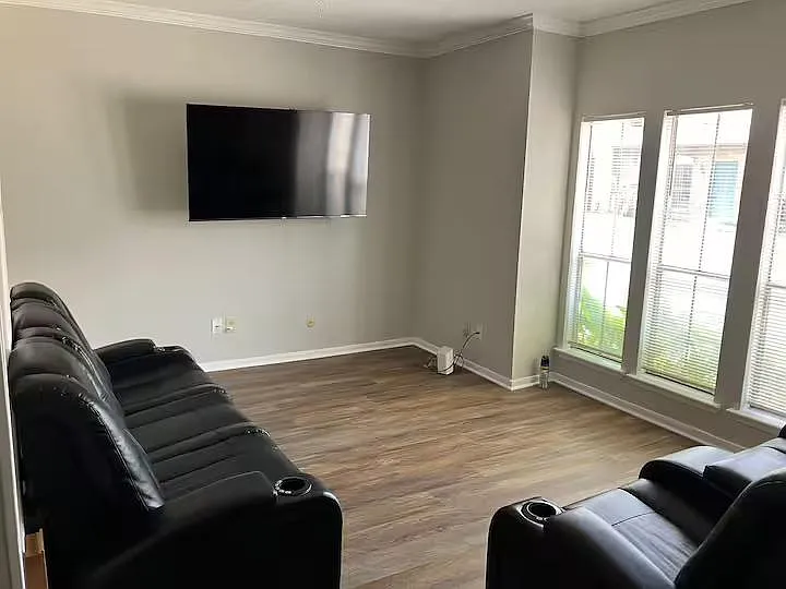2 bed, 2.0 bath, 1650 sqft, $1,139 — Photo 4