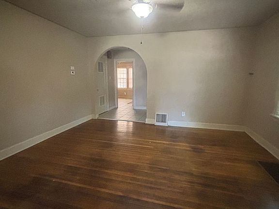 5th image of 1435 Fairmount St