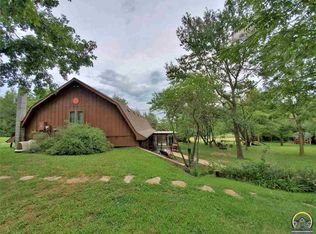 24056 J Rd, Holton, KS 66436