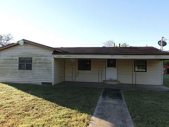 4th image of 673 Avenue D