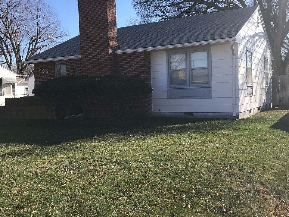 1st image of 309 E 6th St