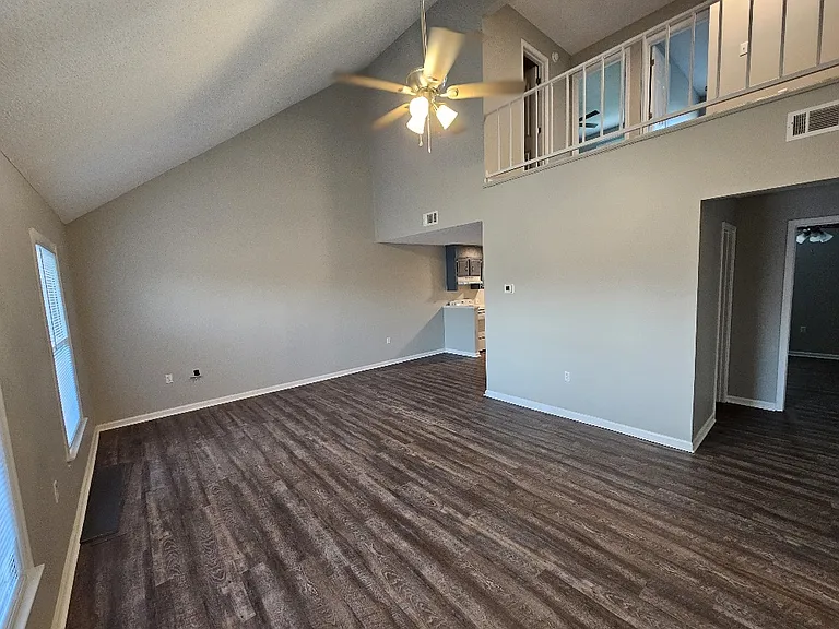 230 Lanier Dr #288 — Photo 2