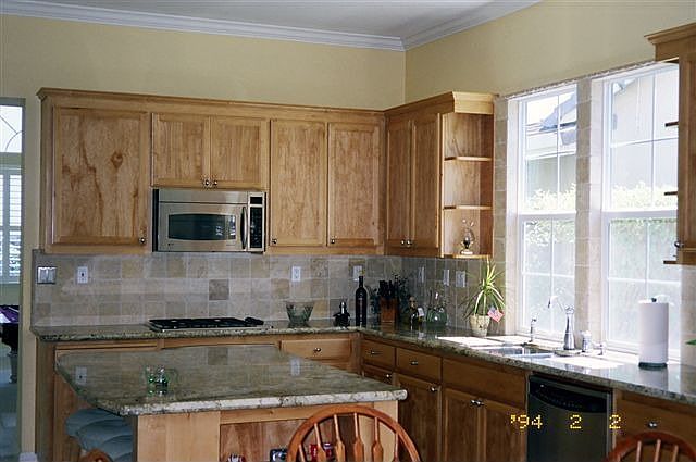 2nd image of 66 Summerbrooke Cir