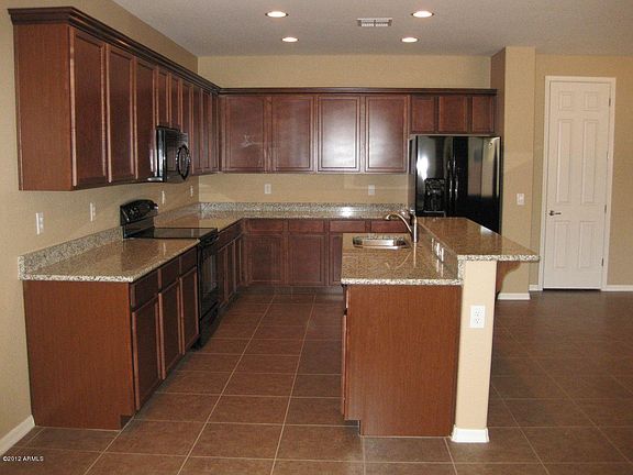 5th image of 2663 E Sourwood Ct