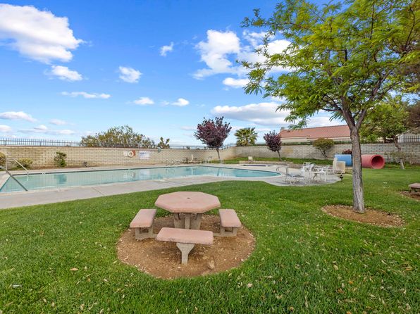 40131 La Cota Dr, Palmdale, CA 93550