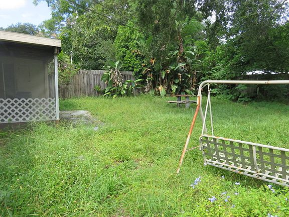 2nd image of 2118 Barcelona Dr