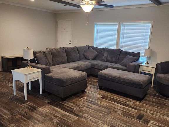 3rd image of 310 Fields Dr