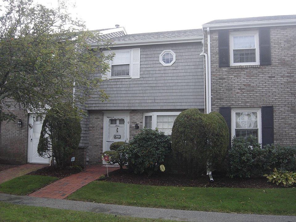 1st image of 9 Louisburg Square #9