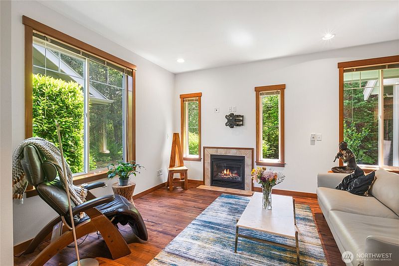 4th image of 4603 Quinn Court