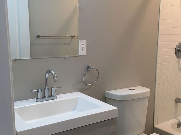 3rd image of 5222 W Girard Ave #2