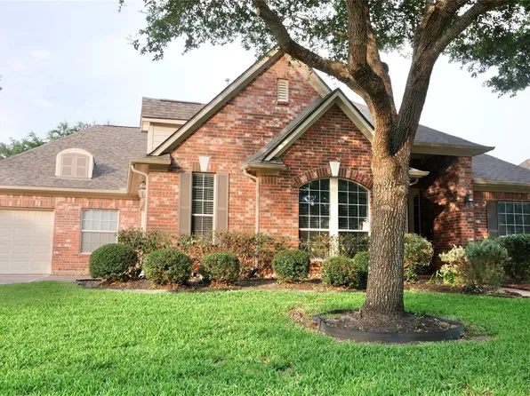 8303 Crescent Knolls Dr, Richmond, TX 77406