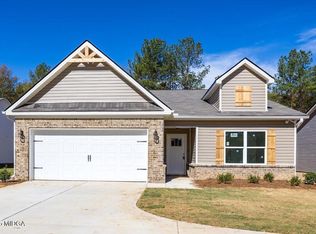 122 Allan Green Dr, Gray, GA 31032