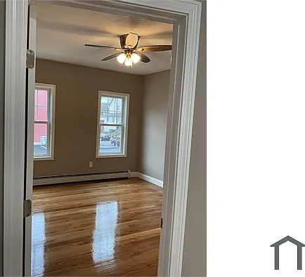 4 bed, 1600 sqft, $2,800 — Photo 4
