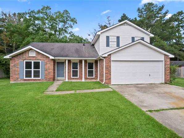 121 Saint Thomas Way, Covington, LA 70433