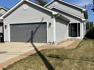 2009 Grove Ave, Racine, WI 53405