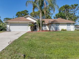 107 Vin Rose Cir SE, Palm Bay, FL 32909