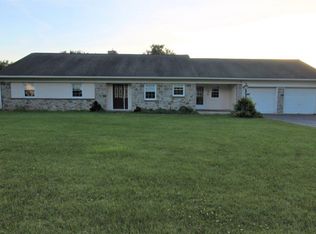 422 Centerville Rd, Gordonville, PA 17529