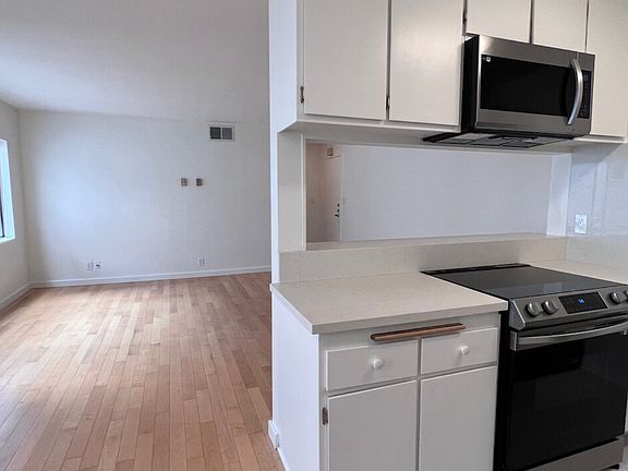 4th image of 11639 Chenault St APT 403