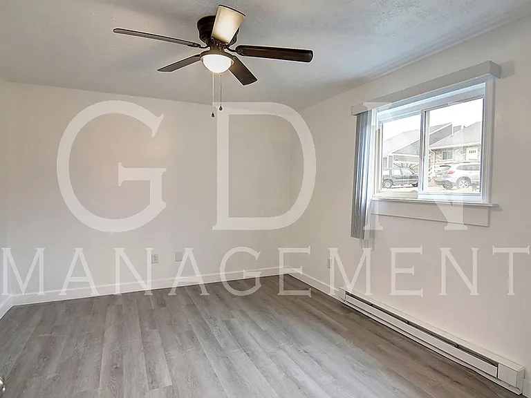1077-1099 Frederick Dr — Photo 10