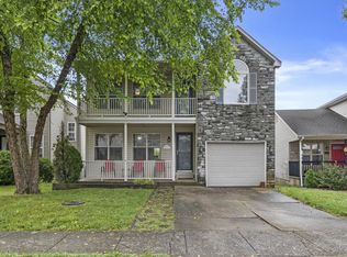 673 Smugglers Notch Dr, Lexington, KY 40509