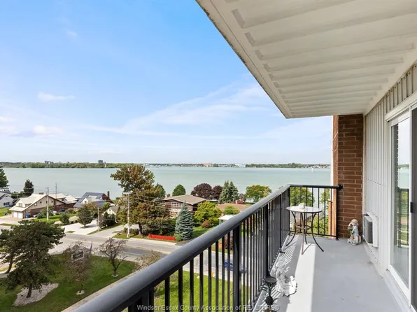 8591 Riverside Dr E #801, Windsor, ON N8S 1G3