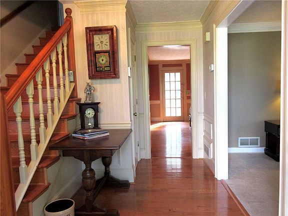 5th image of 2573 Travois Way
