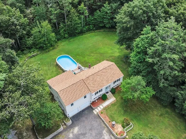 15 Cross Rd, Hubbardston, MA 01452
