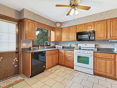 204 Clarence Dr, Red Bud, IL 62278 | Zillow