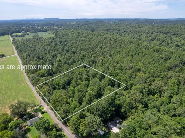 7 Old Dalton Cleveland Hwy, Cohutta, GA 30710