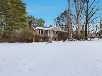 203 Green Hill Rd, Longmeadow, MA, 01106