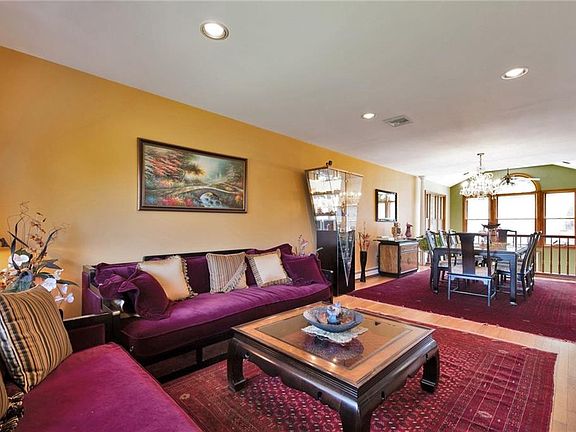 5th image of 6 Bradner Dr