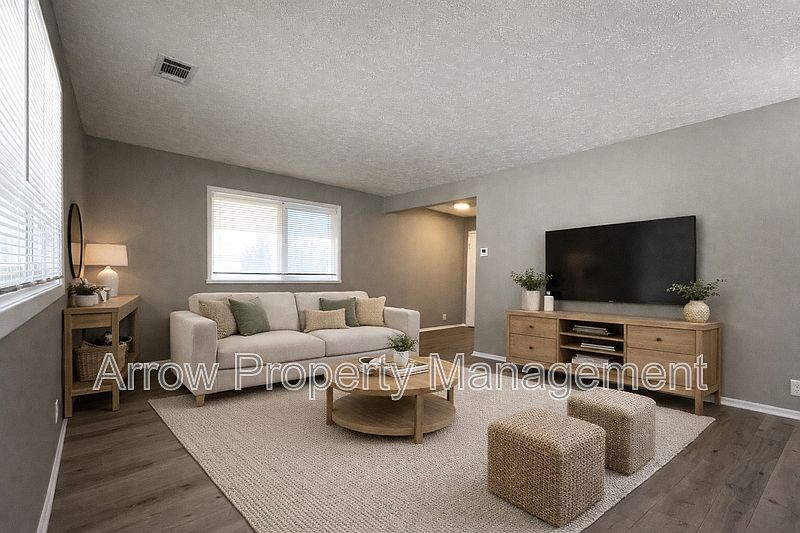 1st image of 2110 J St #4