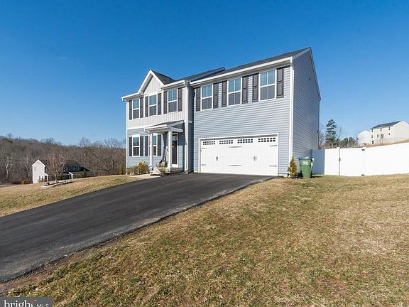 2nd image of 128 Taylors Hill Way