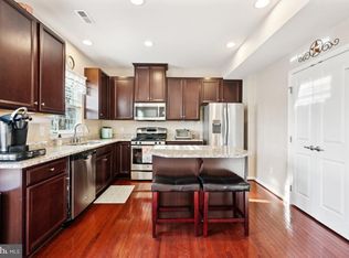 12 Wallace Rd, Mount Holly, NJ 08060