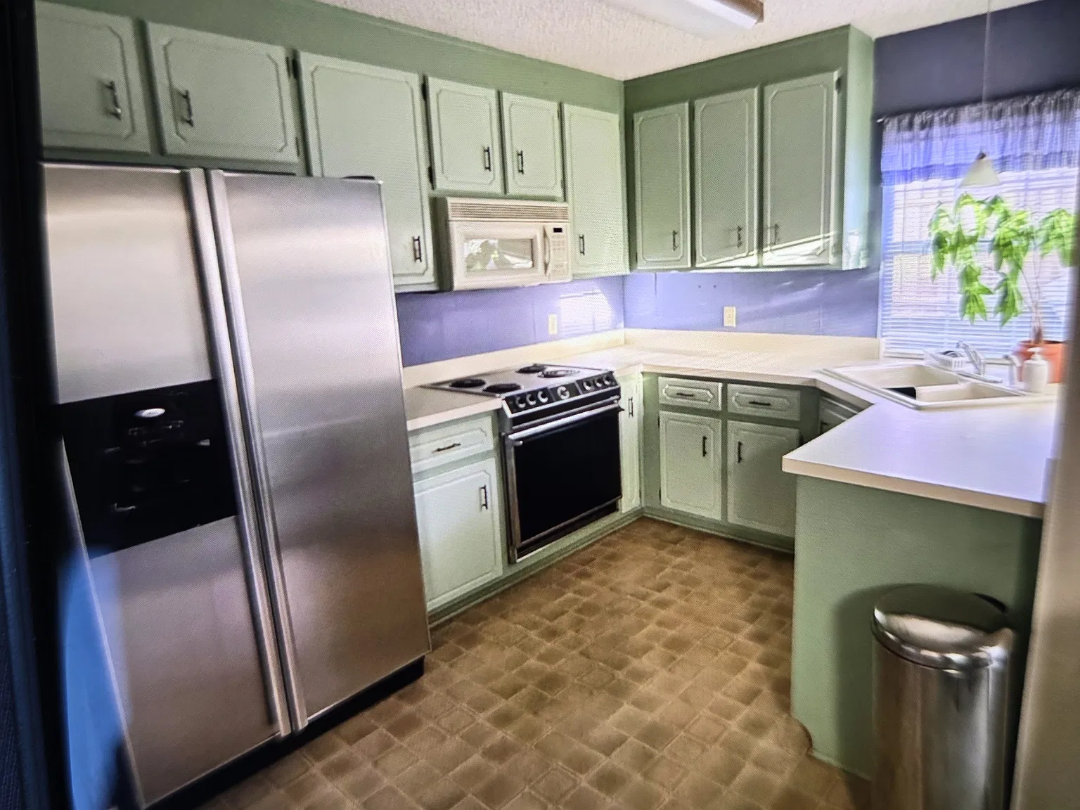 Cambridge Cir, Pensacola — Photo 1