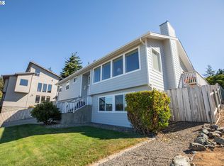 835 Prefontaine Dr, Coos Bay, OR