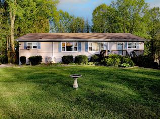 15424 Majestic Dr, Bristol, VA 24202