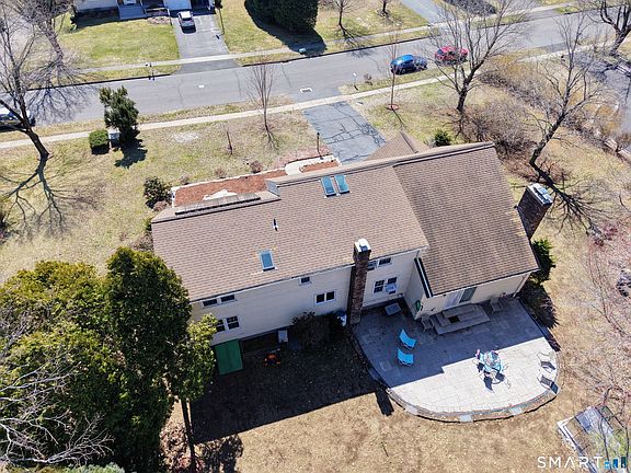 5th image of 25 Hampshire Drive