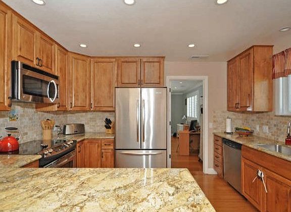 5th image of 14531 Branham Ln