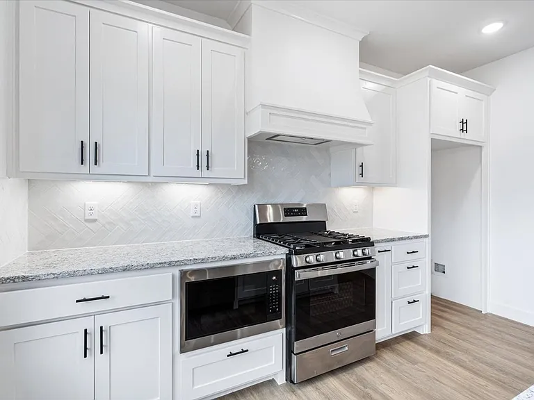 40 Hebrides Dr — Photo 10